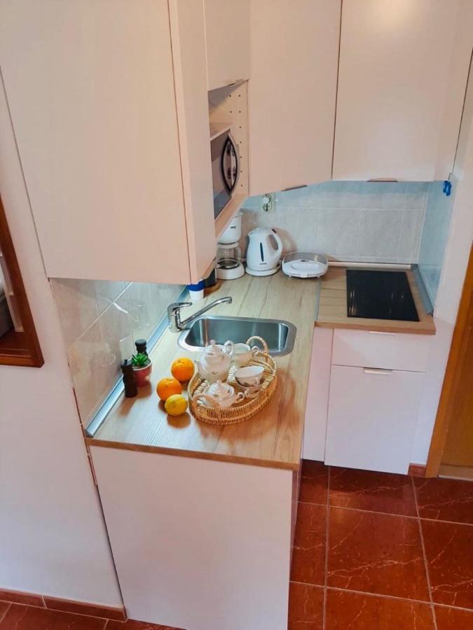 Apartments Barbaresko Lumbarda Extérieur photo