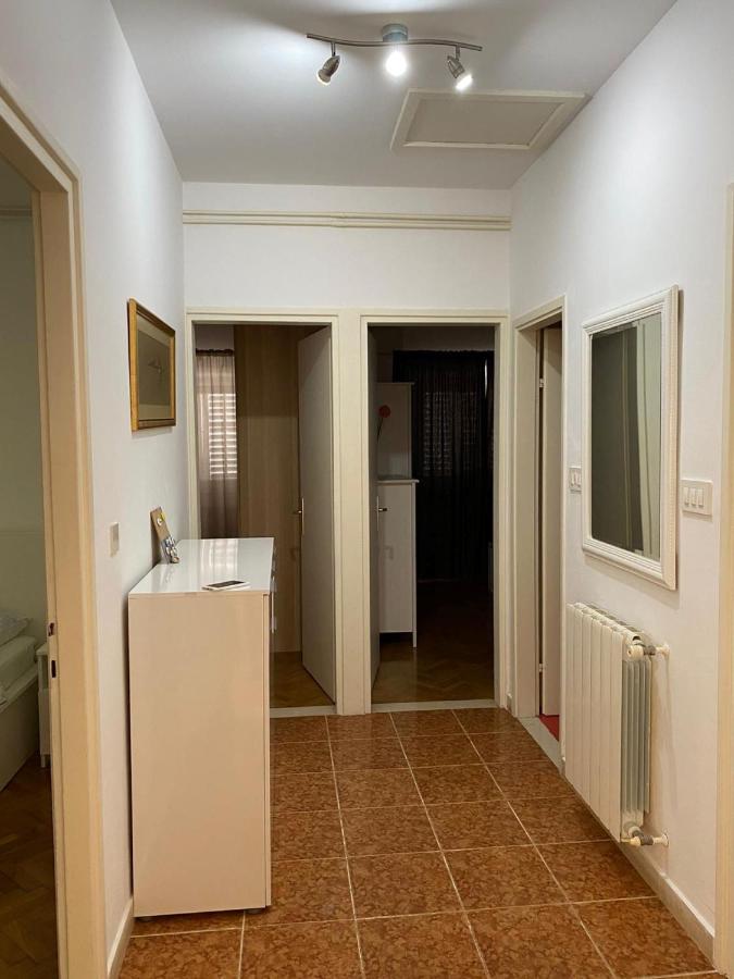 Apartments Barbaresko Lumbarda Extérieur photo
