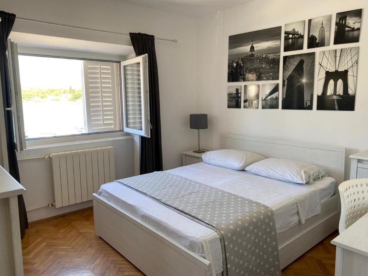 Apartments Barbaresko Lumbarda Extérieur photo