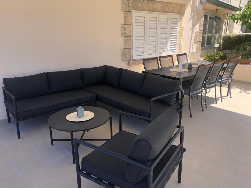 Apartments Barbaresko Lumbarda Extérieur photo