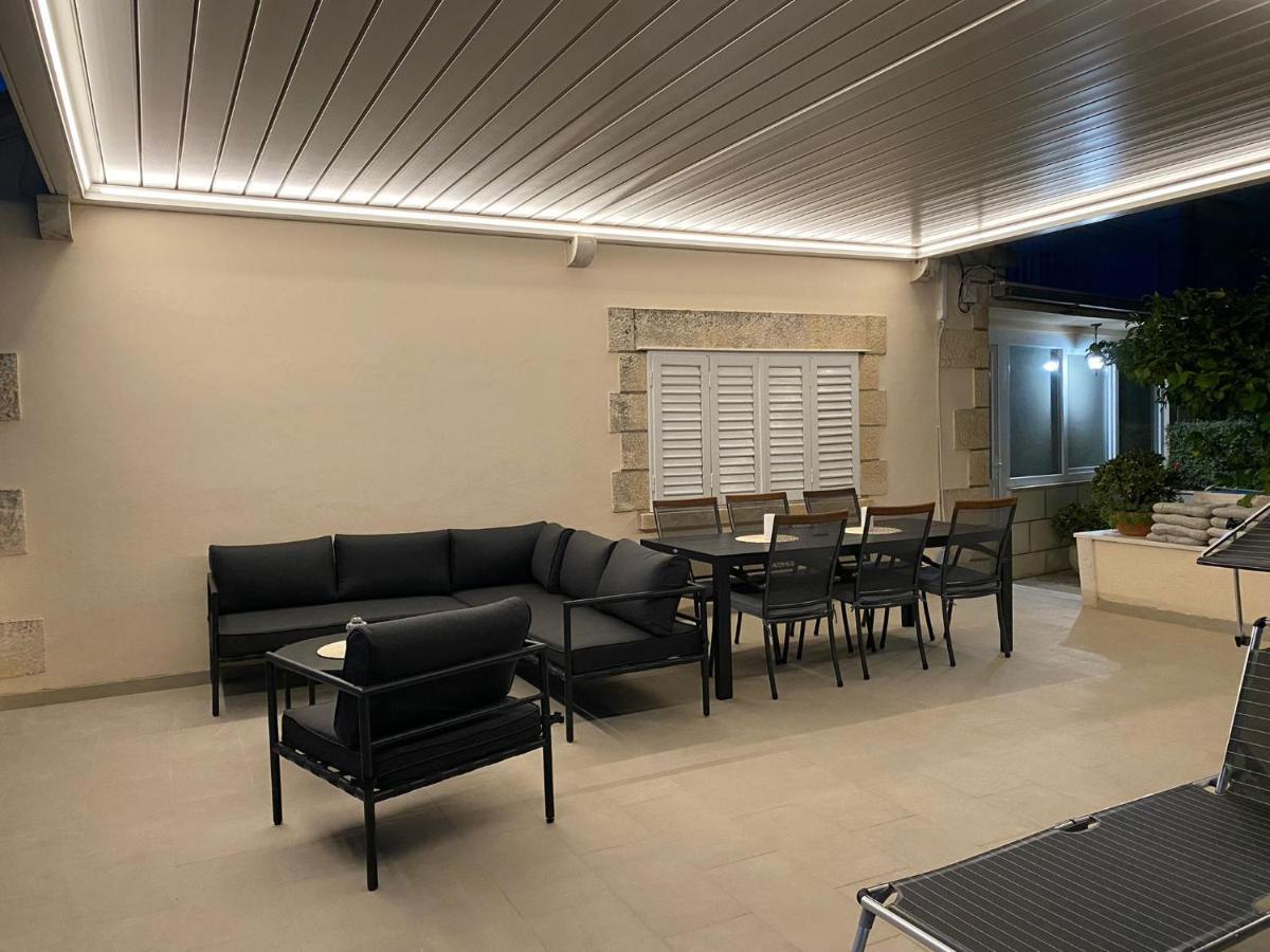 Apartments Barbaresko Lumbarda Extérieur photo