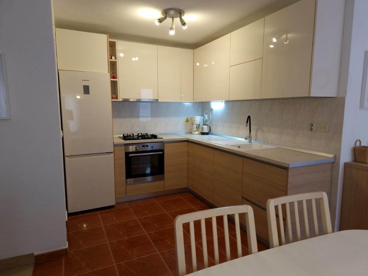 Apartments Barbaresko Lumbarda Extérieur photo