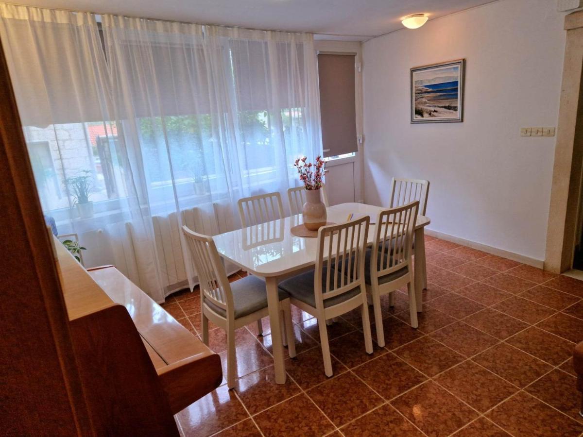 Apartments Barbaresko Lumbarda Extérieur photo